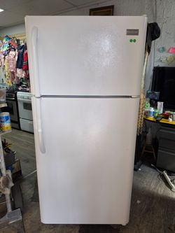 Frigidaire refrigerator 66x30x30
