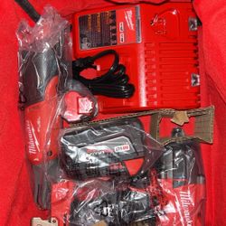 M18 Mid-Torque 1/2in Impact Wrench & M12 3/8 in Ratchet & Battery/Charger Combo