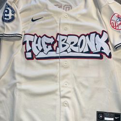 New NY Yankees the Bronx Soto Jersey Size Medium 