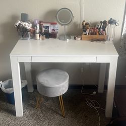 Desk / Vanity 