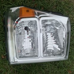 FORD F-250 & F-350 HEADLIGHT ASSEMBLY