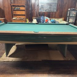 AMF model 4000 Billiards POOL TABLE vintage 1970s 8 Foot Table X 4’ Wide