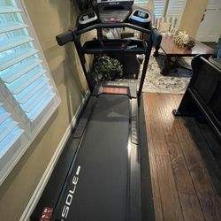 Treadmill 