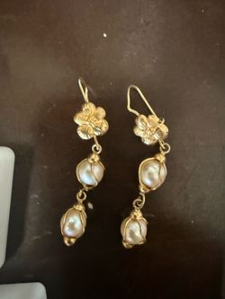Aretes de Perla 18K quiero 300