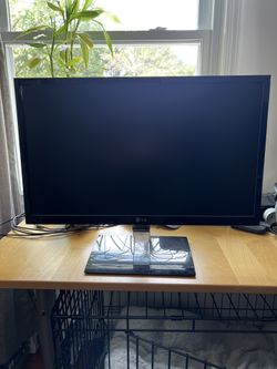 LG Monitor 1080p