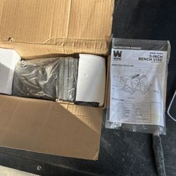 Wen 5” Bench Vise