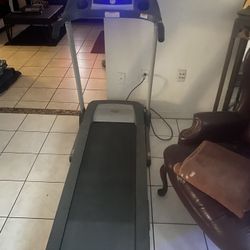 Treadmill 