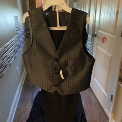 Green Vested 2 Piece 