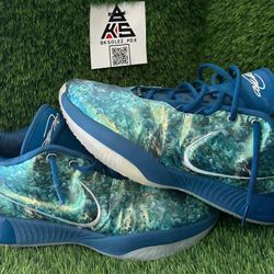 Nike LeBron 21 Size 13