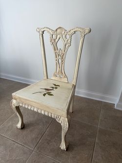 Decorating chair