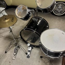drum set (need gone)