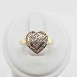 10k gold 0.50ctw diamond heart ring