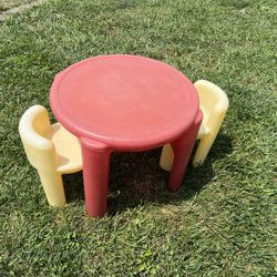 little tikes table in chairs 