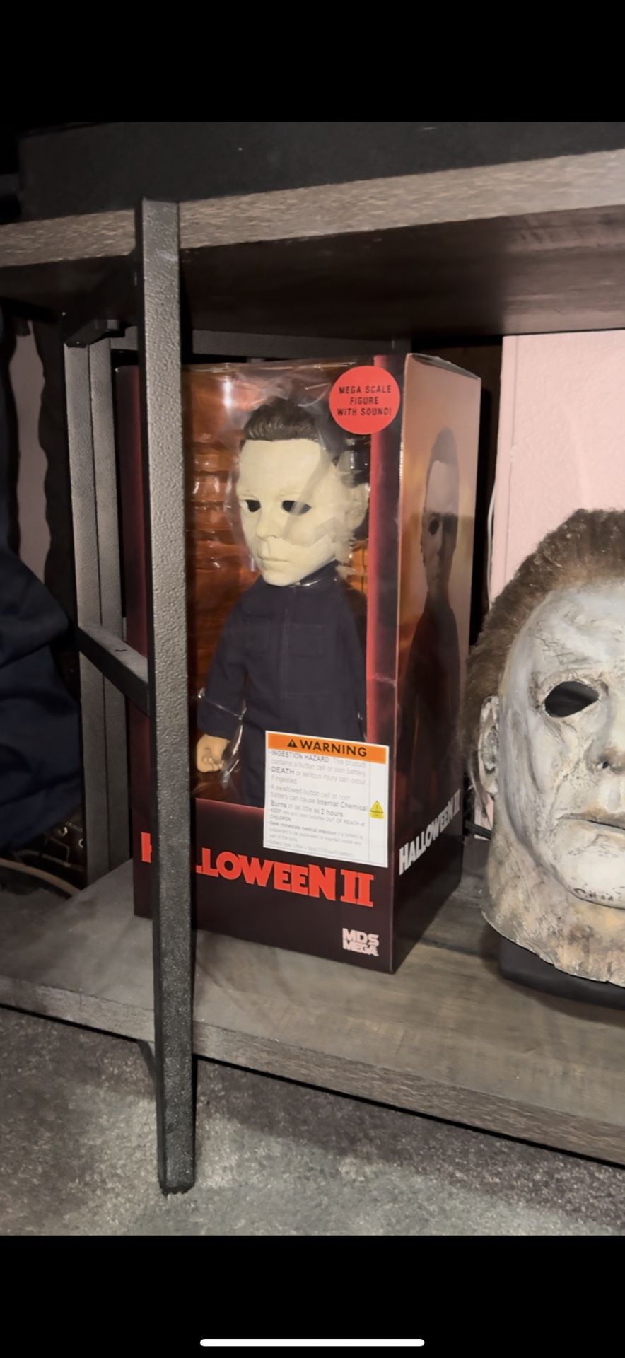 MEZCO MDS MEGA SCALE 15 INCH SEALED UNOPENED MICHAEL MYERS NEW