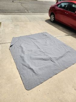 Large moving blanket