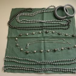 Necklaces  - Jewelry, Beaded/Metal/Pendant Lot  of 8