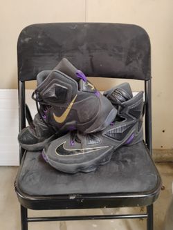 Men's Nike shoes size13