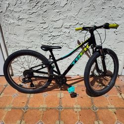 24" Trek Precaliber Kids MTB Mountain Bike 