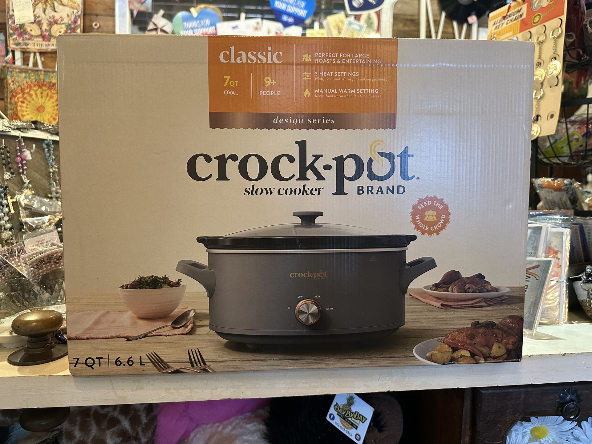NEW IN BOX- 7 Quart Crock-pot Gray Color