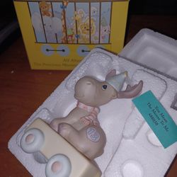 Precious Moments All Aboard Birthday Series Moose Figurine #13
Adorable Precious Moments figurine from the All Aboard Birthday Series