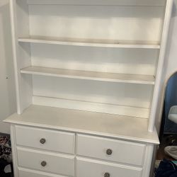 Free Dresser and Hutch