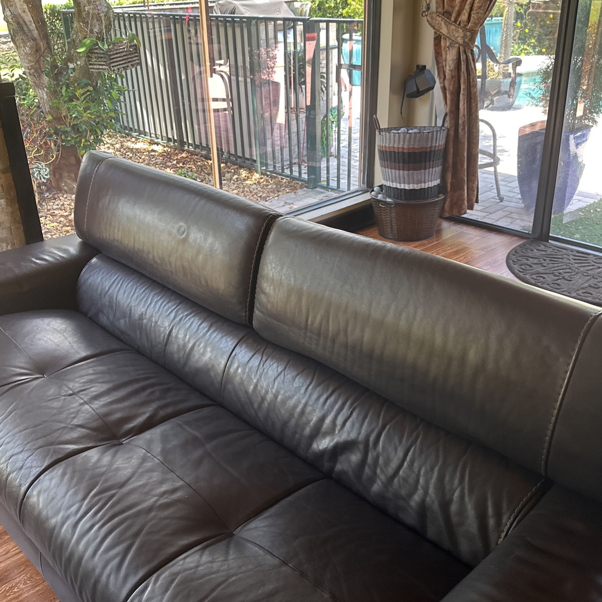 Leather Couch for Sale in Fort Lauderdale, FL OfferUp