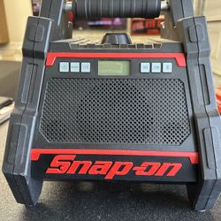 Snap On Bluetooth Speaker 