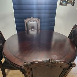 Comedor Dining Table 