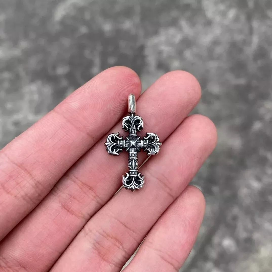 Chrome hearts mini Flame Cross pendant