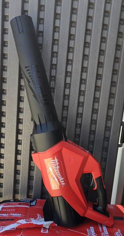 Milwaukee
M18 FUEL 120 MPH 500 CFM 18V Lithium-Ion Brushless Cordless Handheld Blower (Tool-Only)