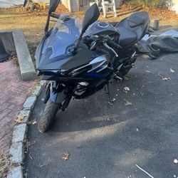 2025 kawasaki ninja 500 abs