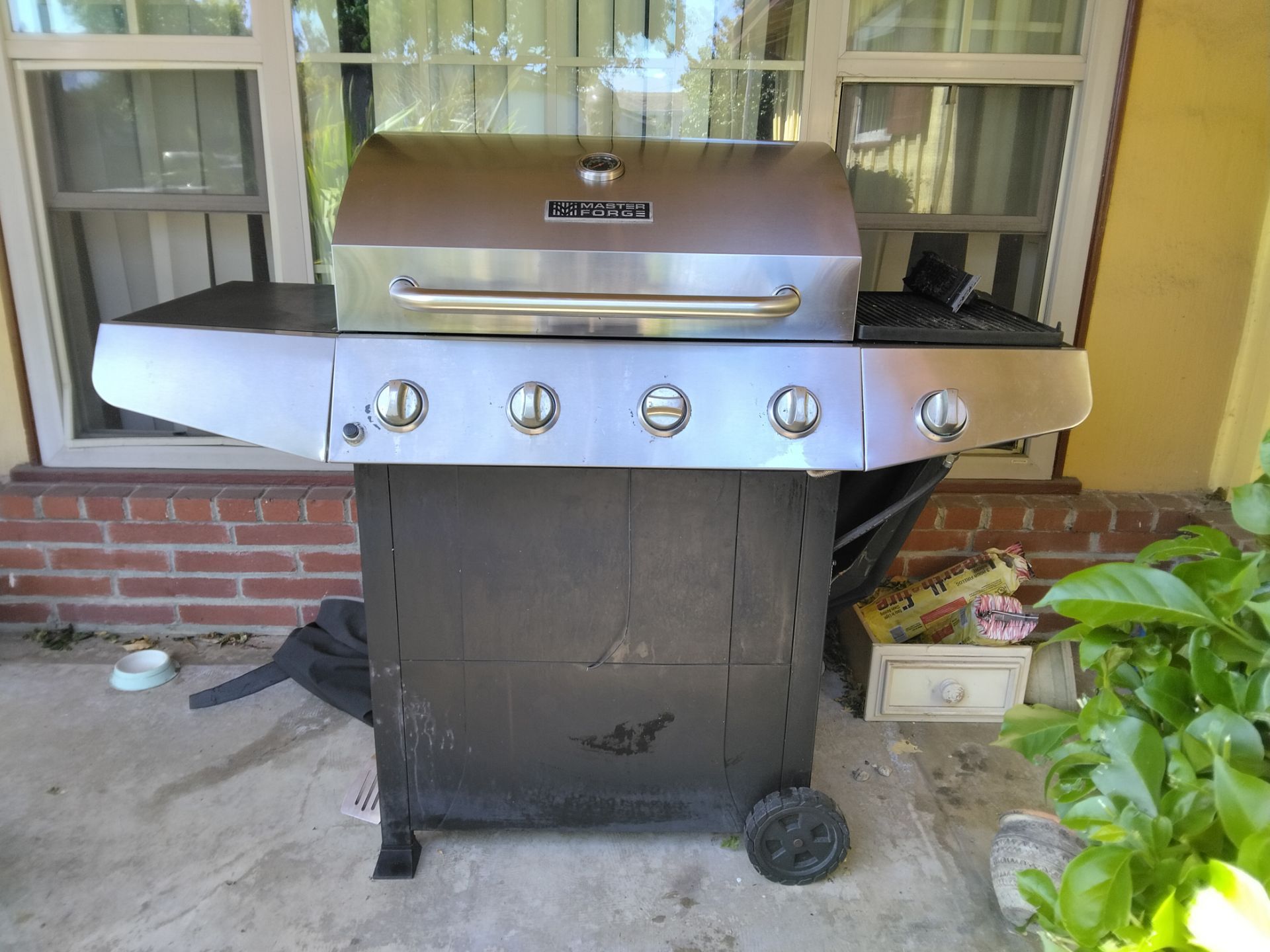 Barbecue grill