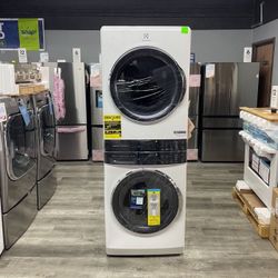 Electrolux 4.5 cu. ft. Stacked Washer and 8.0 cu. ft. Gas Dryer Laundry Tower in White 