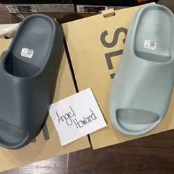 Yeezy Slides Size 10