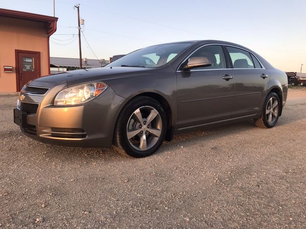 2017 Chevy Malibu 93k Miles Cars Trucks In San Antonio Tx Offerup