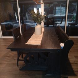 Dinning Table With Bench And Chairs