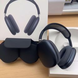 AirPod Pro Max USB-C Midnight Black with Case