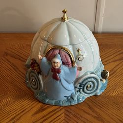 Vintage Disney Cinderella Coach Cookie Jar 🐭✨👑