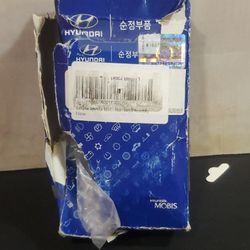 @CHV. Main Master Window Control Switch Front Left Driver Side for 2001-06 Santa Fe 