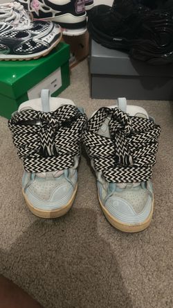 Lanvin curb