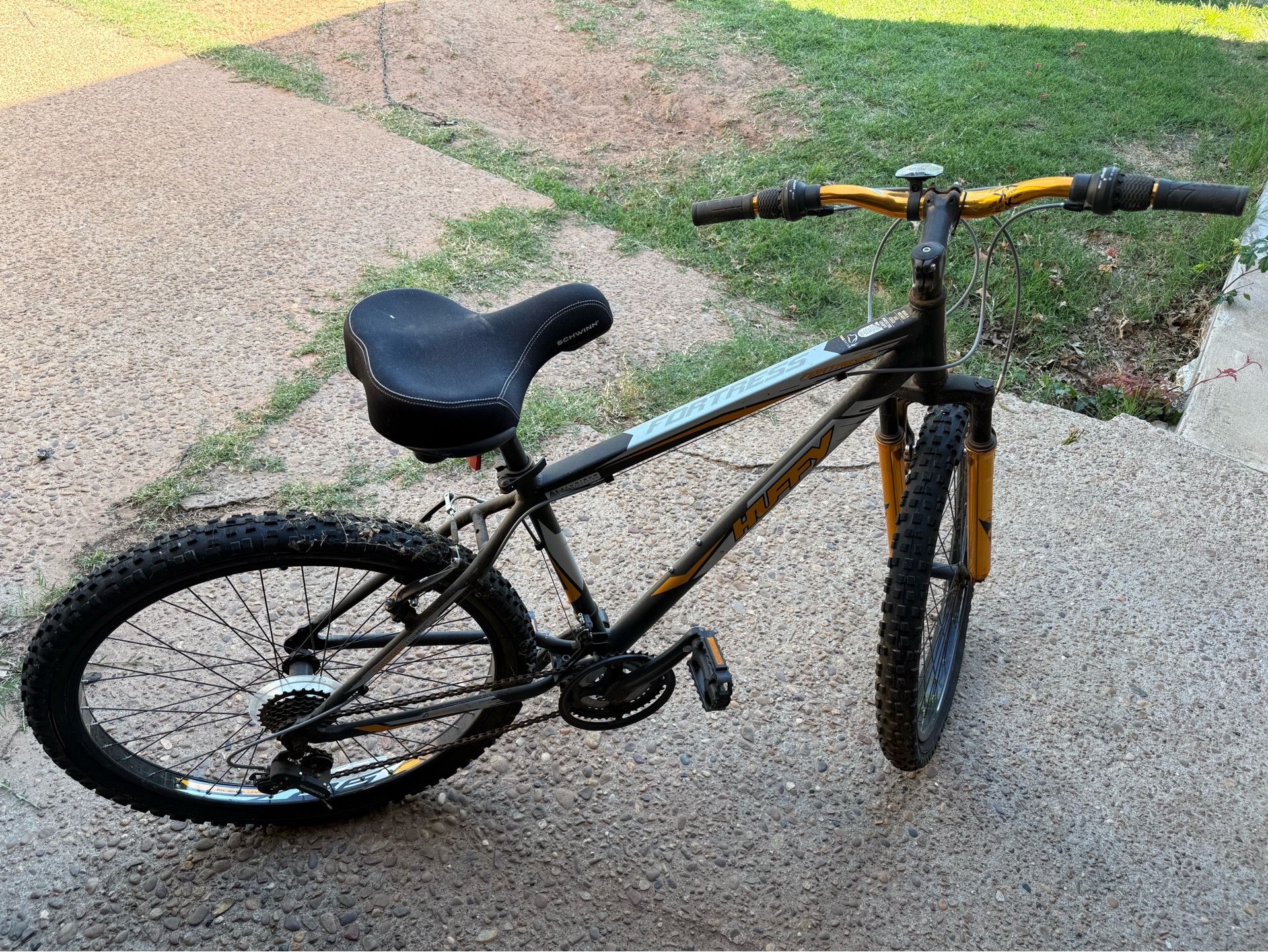 Huffy Fortress Bike