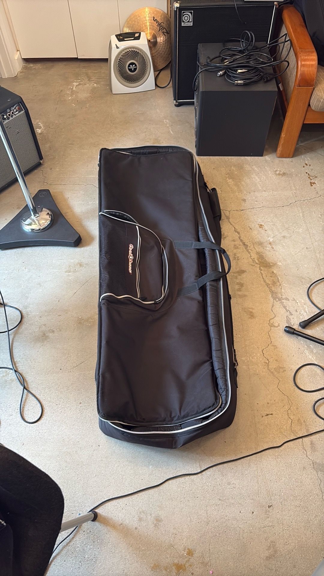 Road runner keyboard case