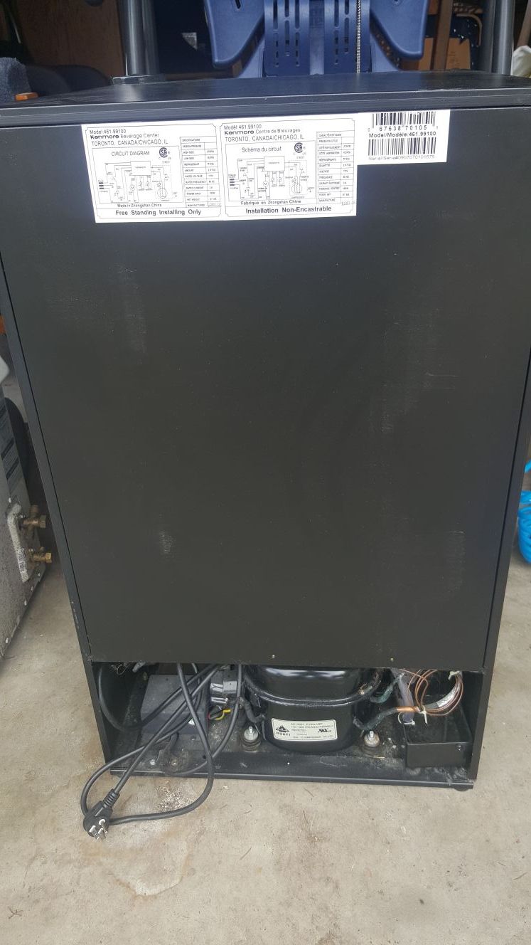 Kenmore Elite Beverage Cooler model46199100 for Sale in WA