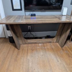 BIG DESK FROM AMAZON LIKE NEW! Free At Curb!