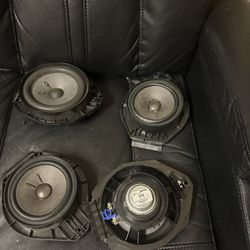 Chevy Tahoe Bose Speaker 