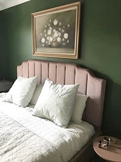 Brand New Pink Velvet King Bed Complete With Tufted Headboard, Bed Frame, Serta Memory Foam Mattress and Smart Box Spring Delivery Available