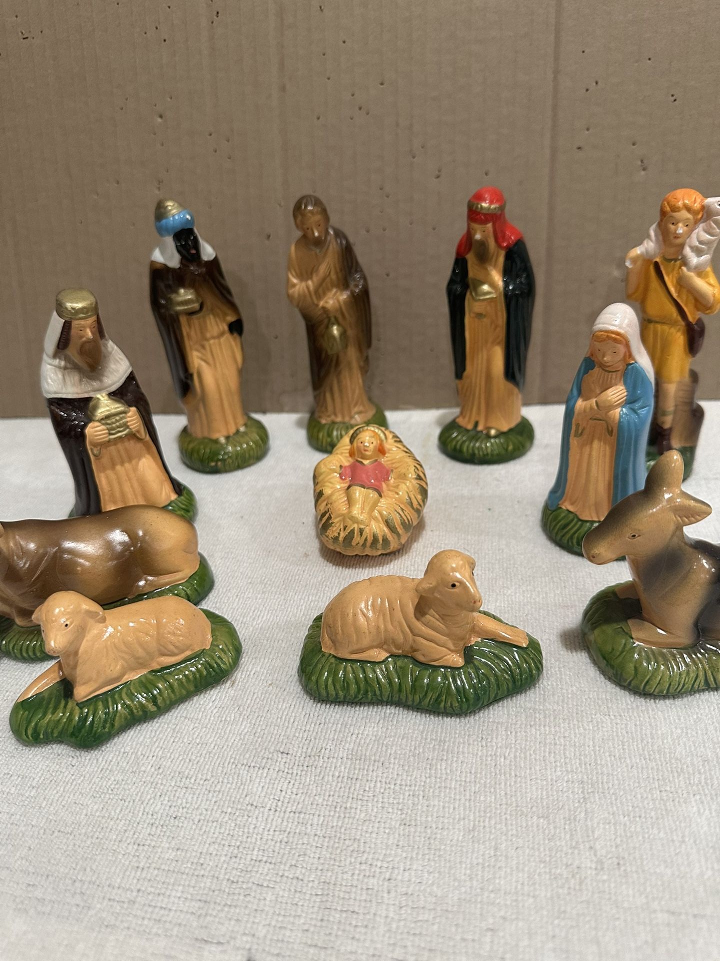 Vintage Christmas Nativity Figurines Ceramic 11 Pieces