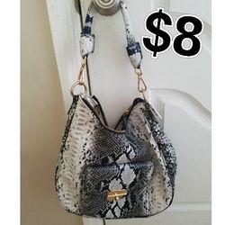 CUTE Hobo Style Handbag