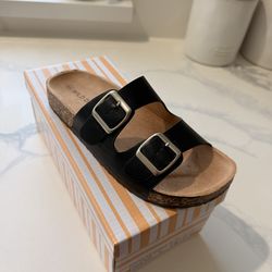 Women’s sandals‼️