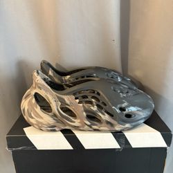 Yeezy Foam Runner Size 11